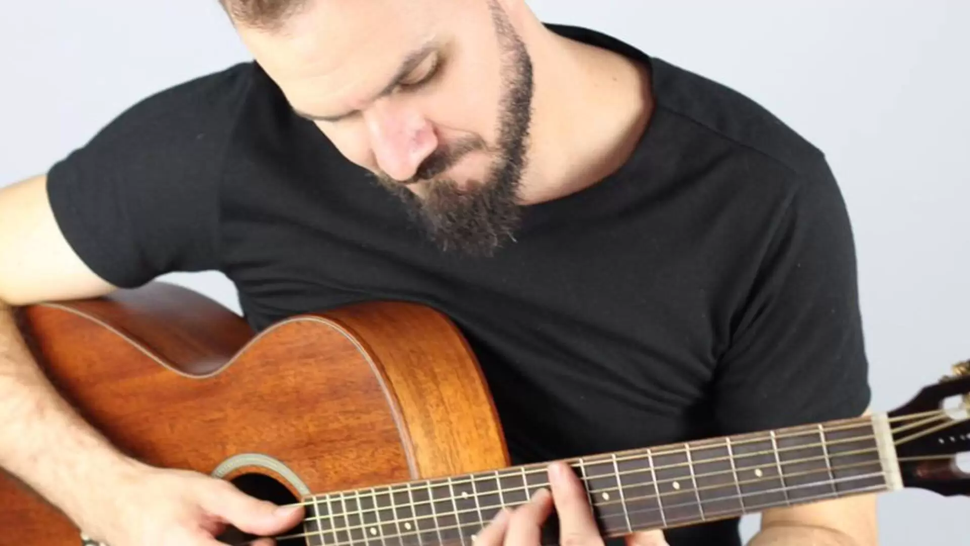 Curso de Violão Elvis Barzotto